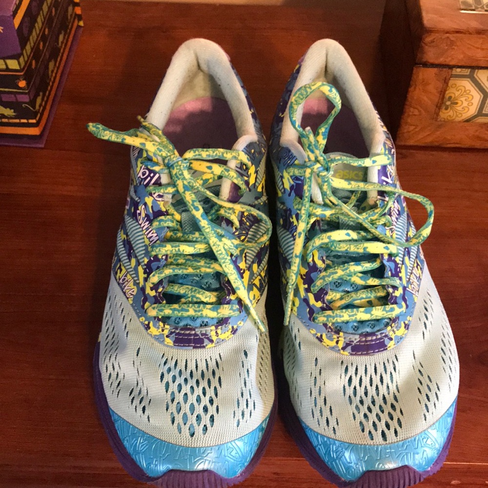 ASICS shoes - Picture 4 of 10